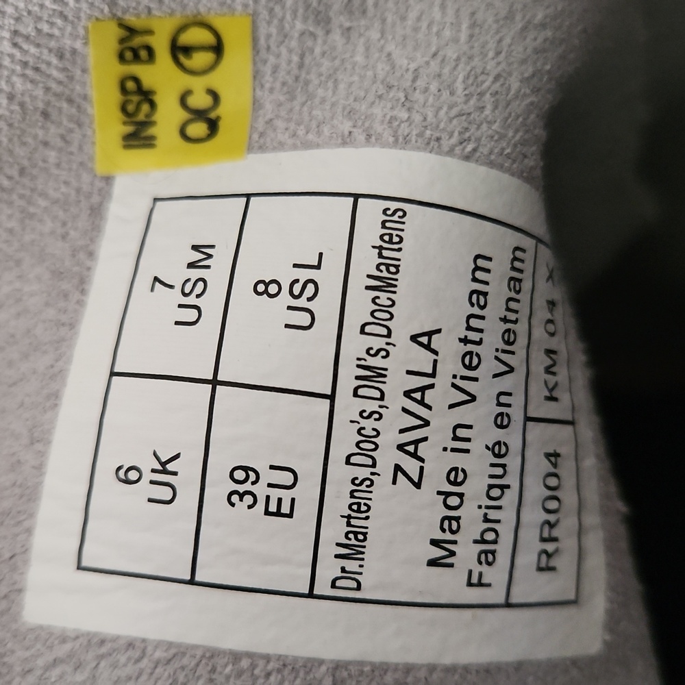 NWOT Dr. Martens Zavala Air Wair White Leather Combat Boots Size 8 π€π€ - Picture 11 of 15